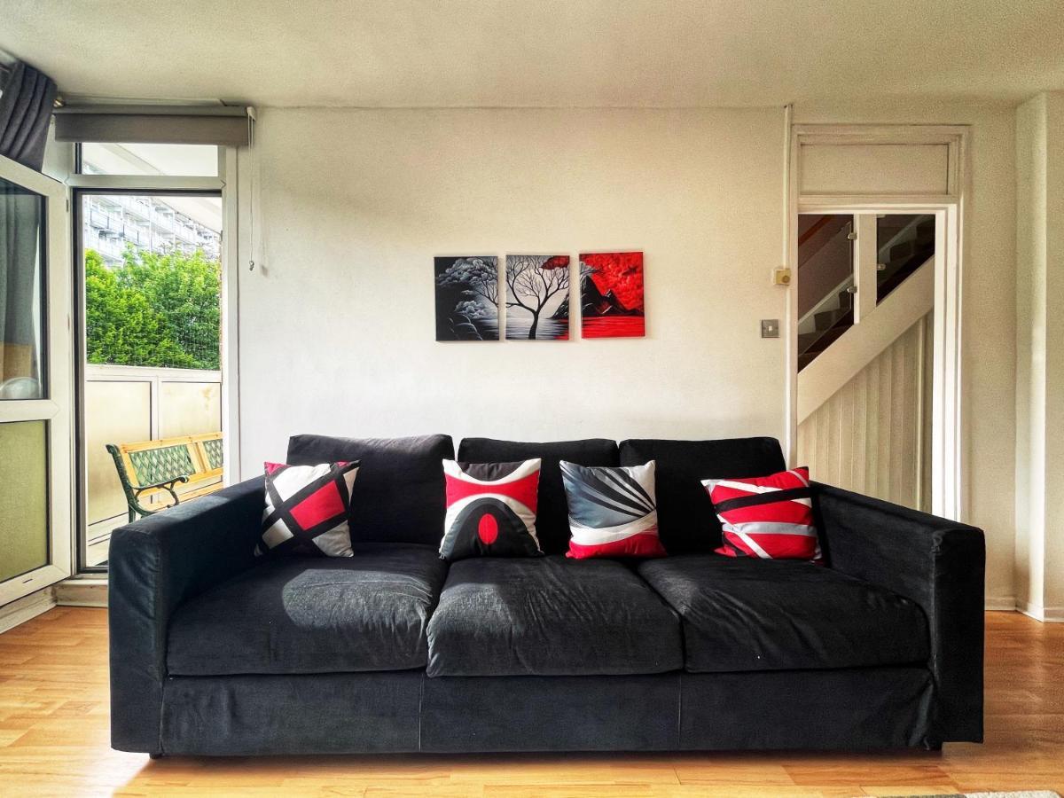 Noah'S Place In Mile End ลอนดอน ภายนอก รูปภาพ
